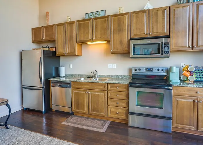 Waterfront Sandusky Vacation Rental: Downtown!